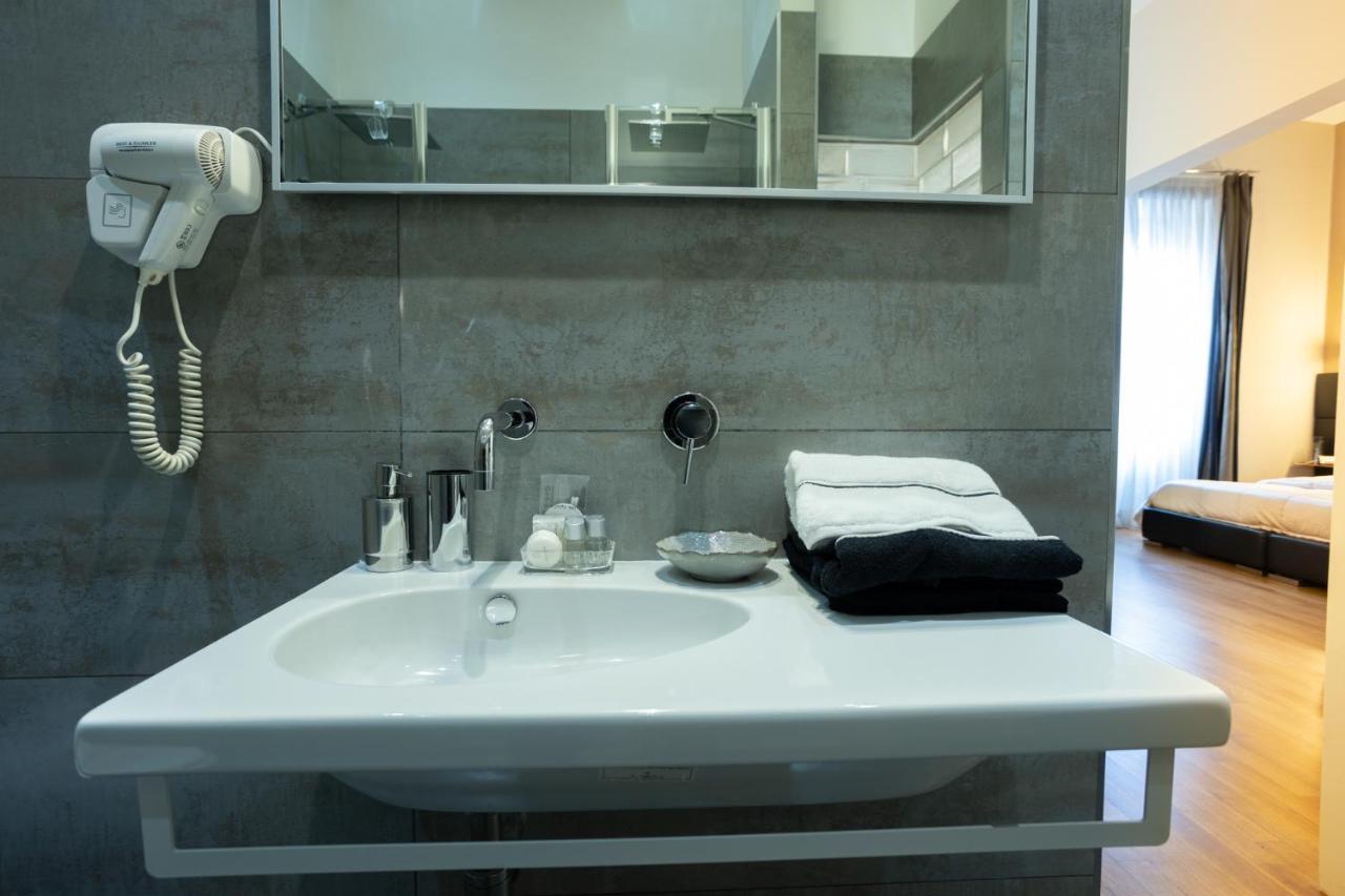 Cardilli Luxury Rooms Roma Eksteriør bilde