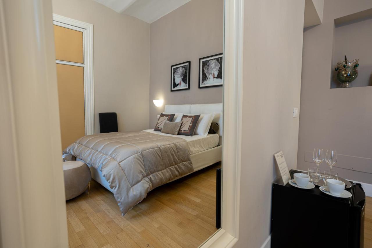Cardilli Luxury Rooms Roma Eksteriør bilde