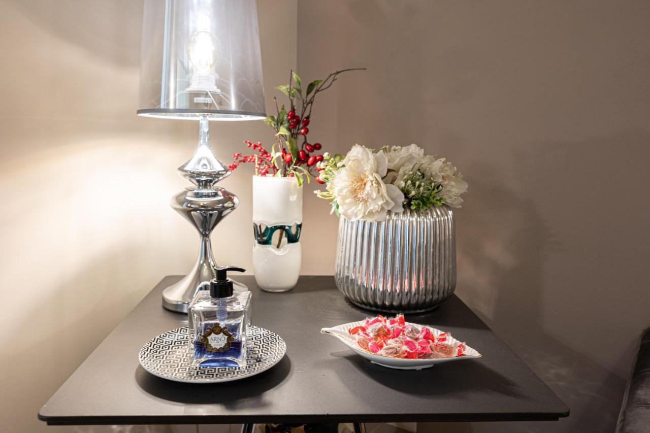 Cardilli Luxury Rooms Roma Eksteriør bilde
